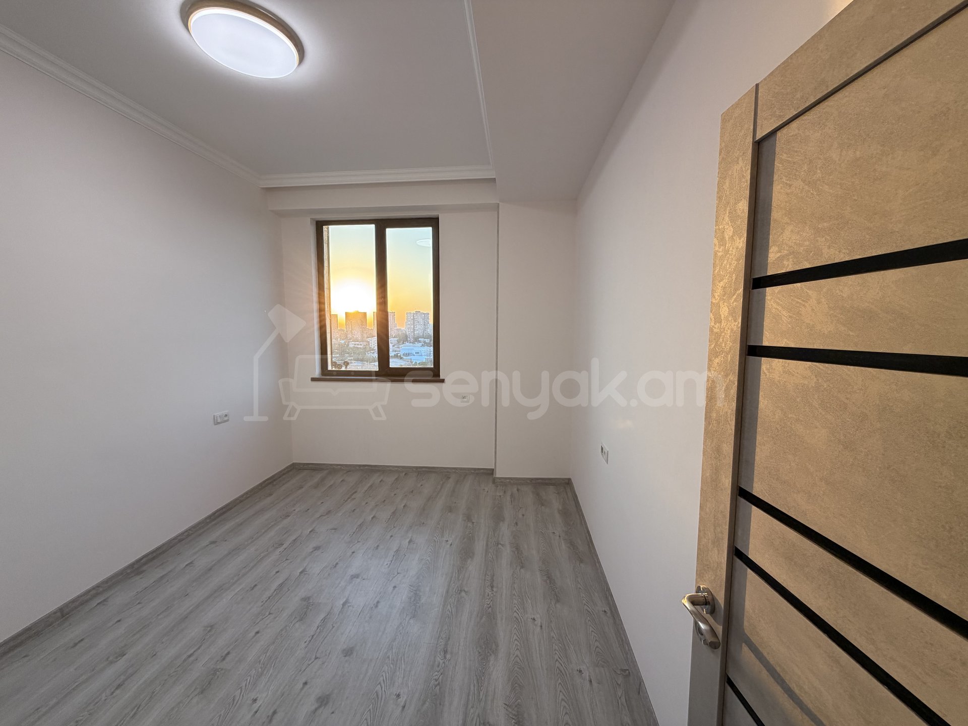2 Սենյականոց Բնակարան Նորակառույցում, 57քմ, 5/6 հարկ, Կապիտալ Վերանորոգված