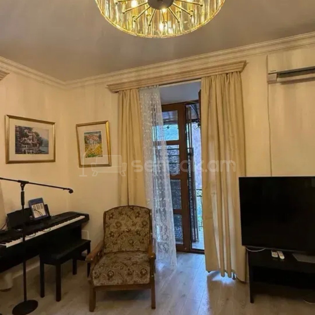 4 Սենյականոց Բնակարան Քարե Շենքում, 108քմ, 3/4 հարկ, Կապիտալ Վերանորոգված