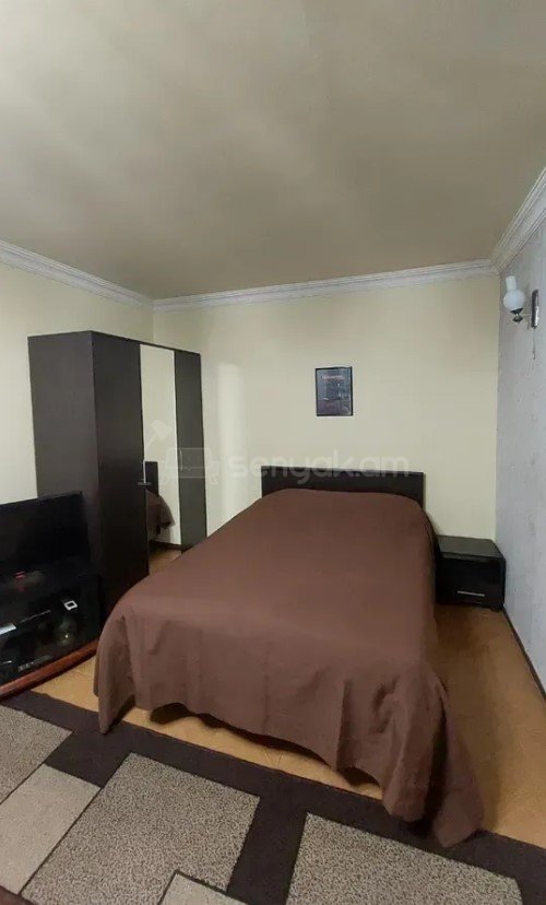 1 Սենյականոց Բնակարան Քարե Շենքում, 31քմ, 3/5 հարկ, Կոսմետիկ Վերանորոգված