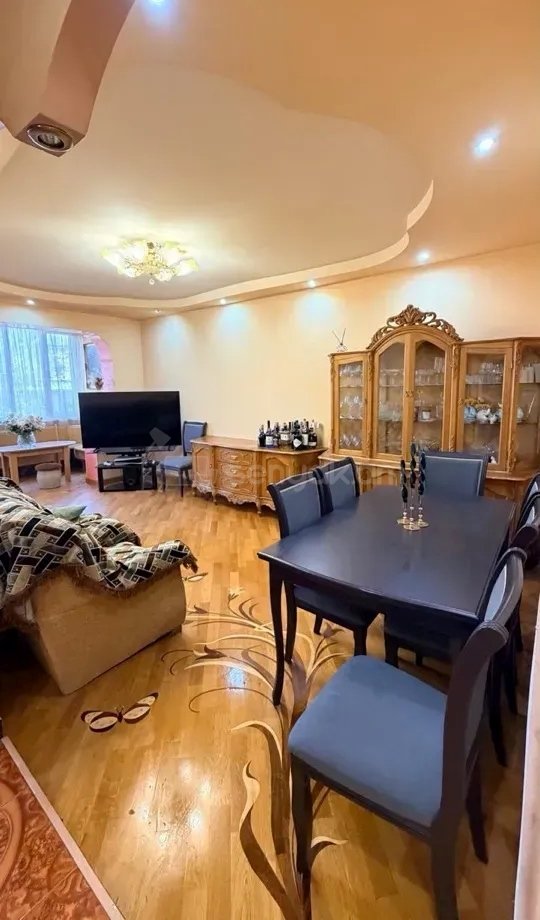 3 Սենյականոց Բնակարան, 76քմ, 4/9 հարկ, Կապիտալ Վերանորոգված