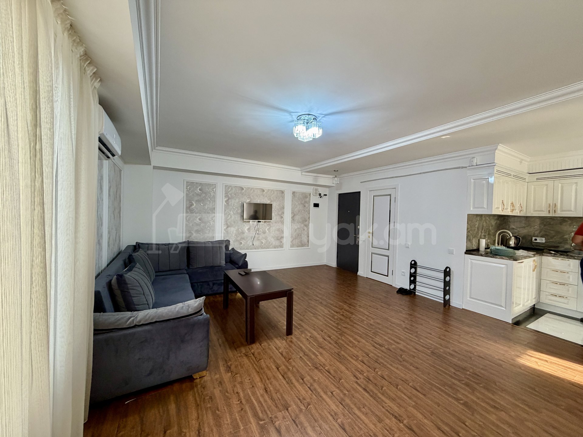 2 Սենյականոց Բնակարան, 57քմ, 6/9 հարկ, Դիզայներական Վերանորոգված, Կահավորված, Արևկող