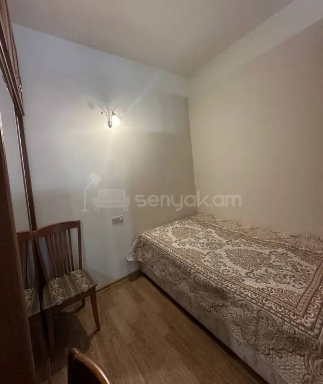 1 Սենյականոց Բնակարան Քարե Շենքում, 45քմ, 4/6 հարկ, Կապիտալ Վերանորոգված, Կահավորված, Արևկող