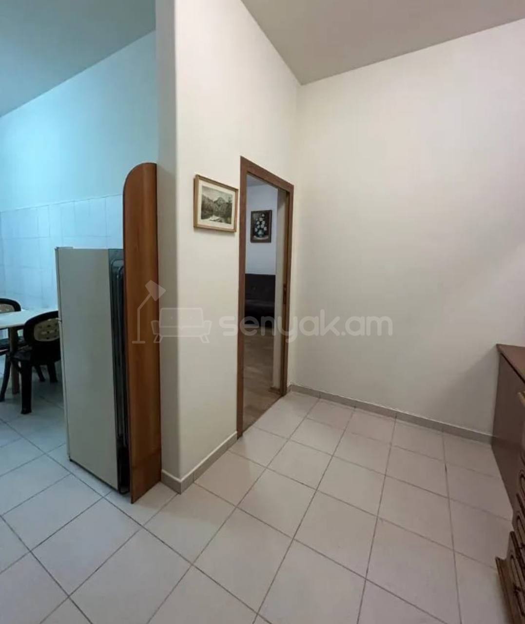 1 Սենյականոց Բնակարան Քարե Շենքում, 45քմ, 4/6 հարկ, Կապիտալ Վերանորոգված, Կահավորված, Արևկող
