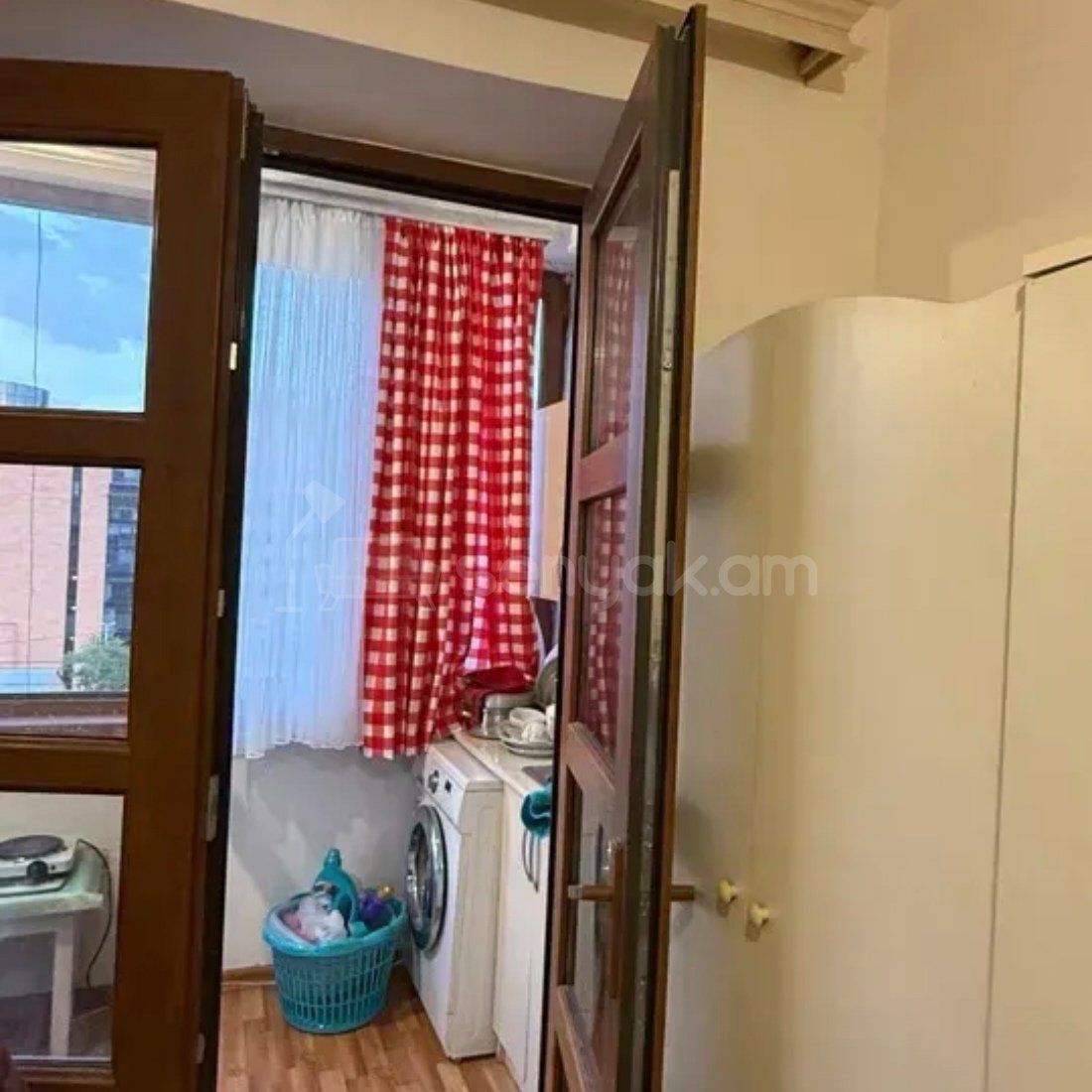 2 Սենյականոց Բնակարան, 38քմ, 10/11 հարկ, Կոսմետիկ Վերանորոգված