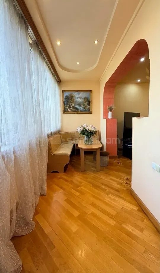 3 Սենյականոց Բնակարան, 76քմ, 4/9 հարկ, Կապիտալ Վերանորոգված