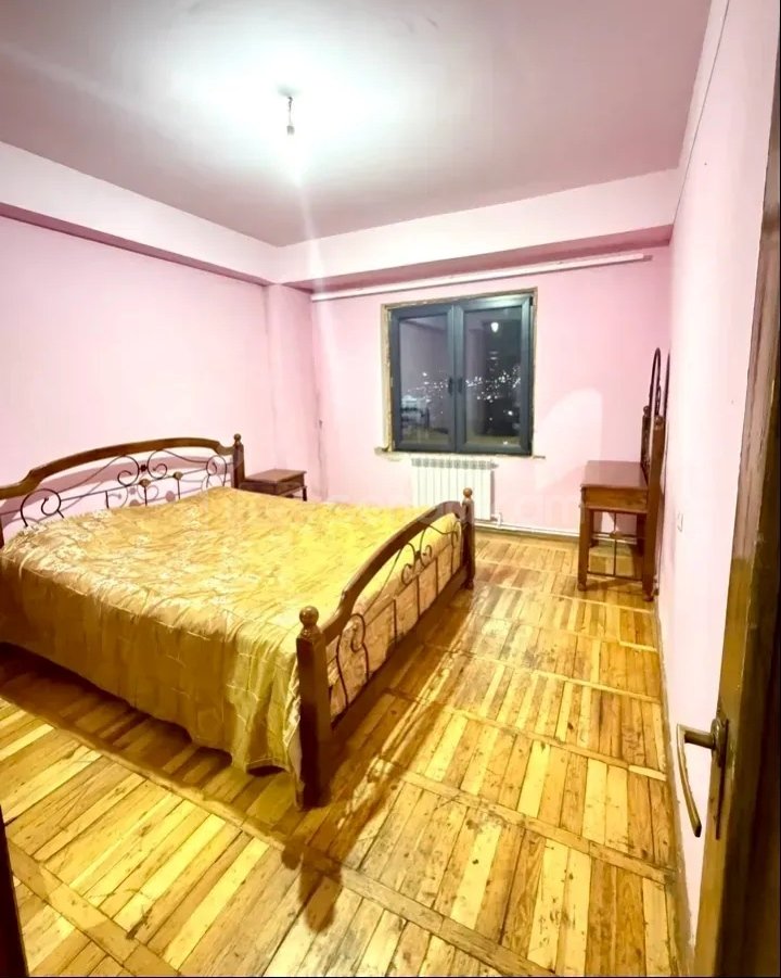 3 Սենյականոց Բնակարան, 92քմ, 8/9 հարկ, Նորմալ Վիճակում