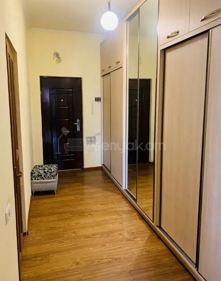 2 Սենյականոց Բնակարան Նորակառույցում, 53քմ, 4/12 հարկ, Կապիտալ Վերանորոգված