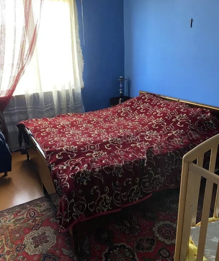 3 Սենյականոց Բնակարան Քարե Շենքում, 78քմ, 2/2 հարկ, Նորմալ Վիճակում, Կահավորված