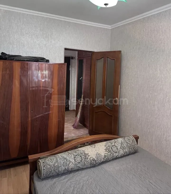 2 Սենյականոց Բնակարան Քարե Շենքում, 52քմ, 1/1 հարկ, Նորմալ Վիճակում, Կահավորված, Արևկող