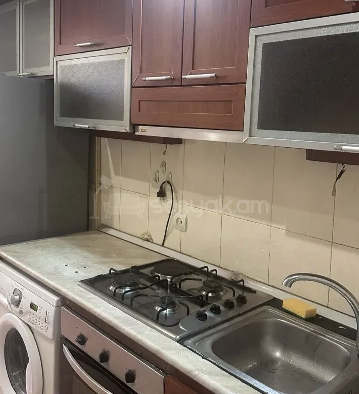 2 Սենյականոց Բնակարան Քարե Շենքում, 56քմ, 1/1 հարկ, Կոսմետիկ Վերանորոգված, Կահավորված, Արևկող
