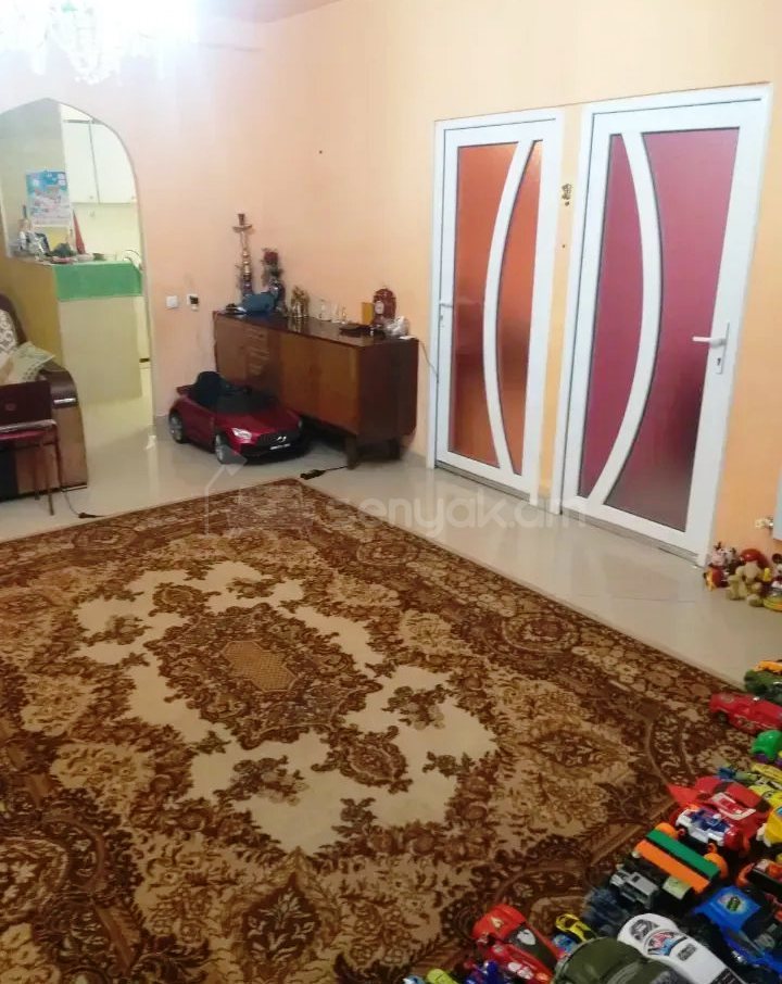 4 Սենյականոց Բնակարան, 100քմ, 12/12 հարկ, Կապիտալ Վերանորոգված