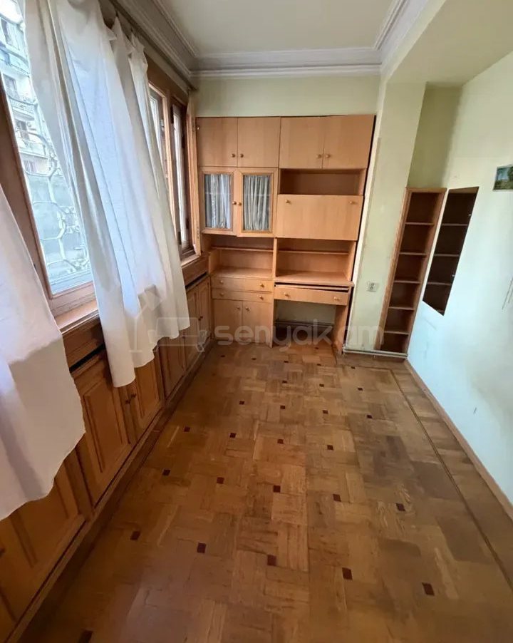 4 Սենյականոց Բնակարան, 93քմ, 3/14 հարկ, Կոսմետիկ Վերանորոգված
