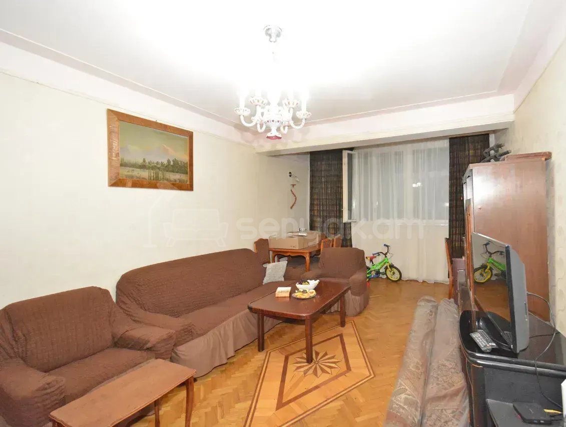 3 Սենյականոց Բնակարան Քարե Շենքում, 77քմ, 1/5 հարկ, Կոսմետիկ Վերանորոգված