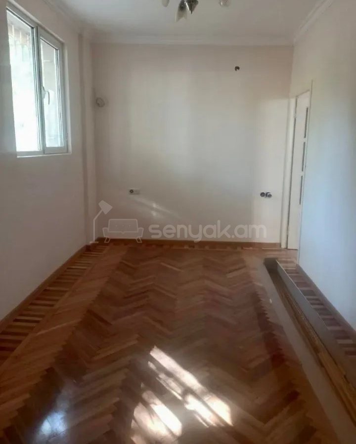 3 Սենյականոց Բնակարան Քարե Շենքում, 83քմ, 1/5 հարկ, Կոսմետիկ Վերանորոգված
