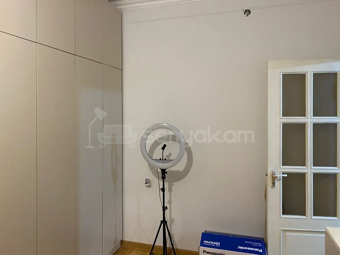 3 Սենյականոց Բնակարան Քարե Շենքում, 83քմ, 1/5 հարկ, Կոսմետիկ Վերանորոգված