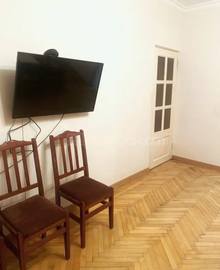 3 Սենյականոց Բնակարան Քարե Շենքում, 83քմ, 1/5 հարկ, Կոսմետիկ Վերանորոգված
