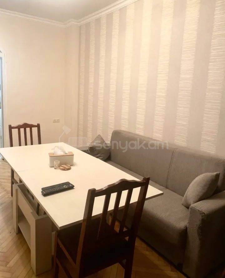 3 Սենյականոց Բնակարան Քարե Շենքում, 83քմ, 1/5 հարկ, Կոսմետիկ Վերանորոգված