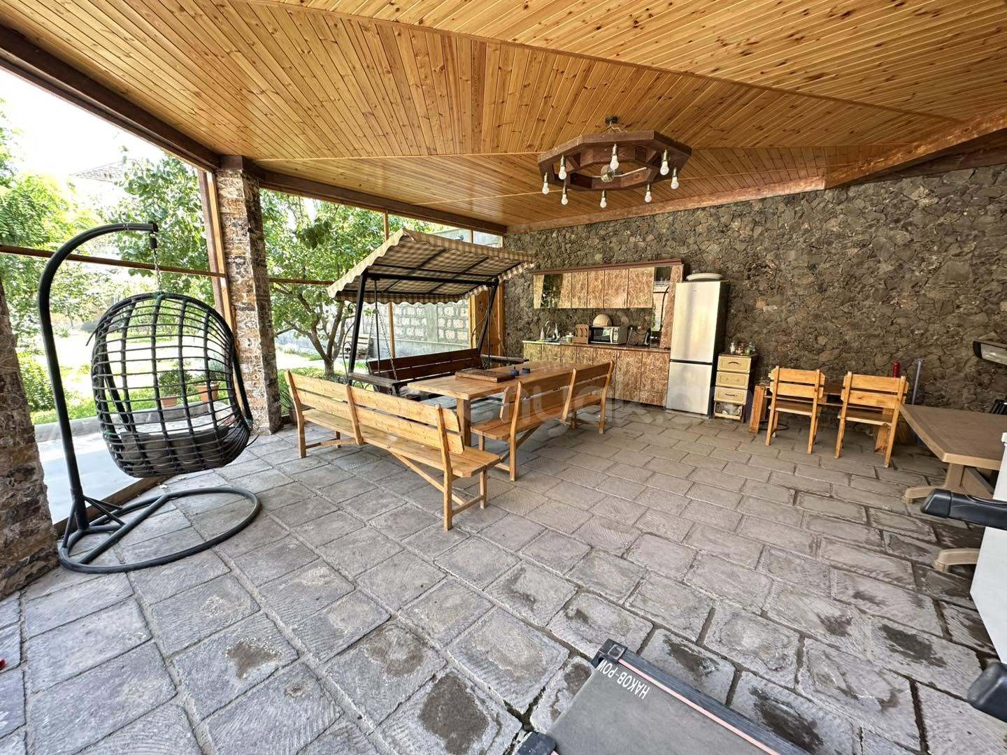5 Սենյականոց Շքեղ Առանձնատուն, 1240քմ, Լողավազանով