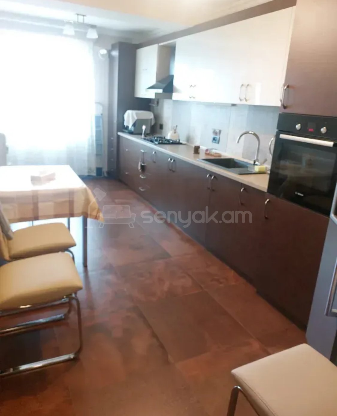 3 Սենյականոց Բնակարան, 97քմ, 8/8 հարկ, Կապիտալ Վերանորոգված, Կահավորված, Արևկող