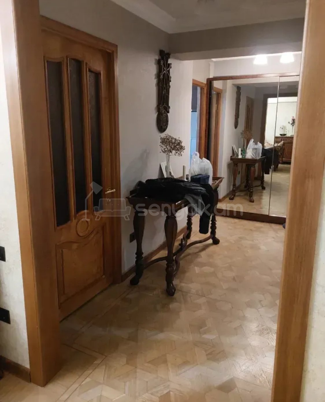 3 Սենյականոց Բնակարան, 97քմ, 8/8 հարկ, Կապիտալ Վերանորոգված, Կահավորված, Արևկող