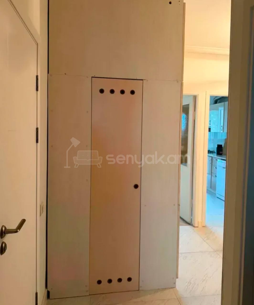 3 Սենյականոց Բնակարան Քարե Շենքում, 77քմ, 2/5 հարկ, Կոսմետիկ Վերանորոգված, Կահավորված
