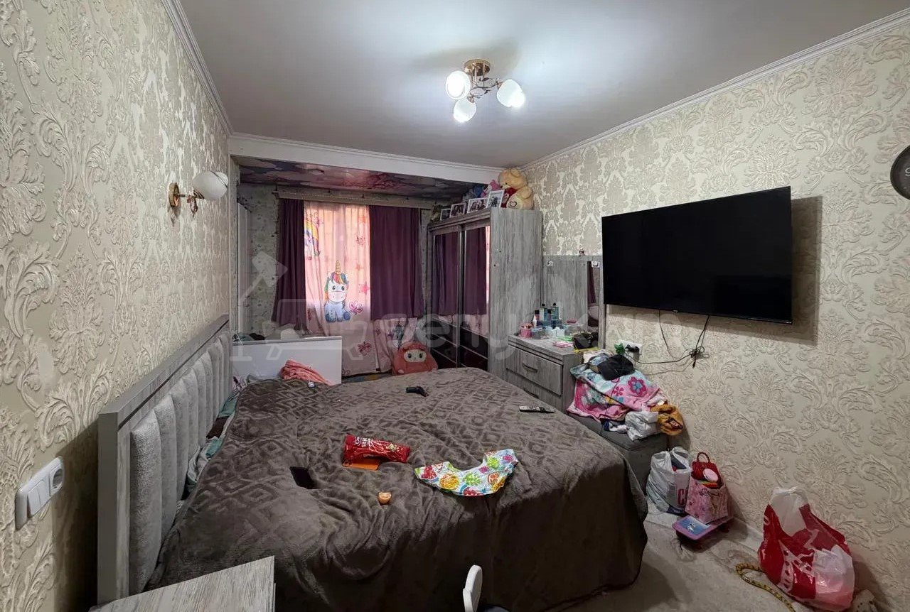 3 Սենյականոց Բնակարան, 92քմ, 5/11 հարկ, Նորմալ Վիճակում