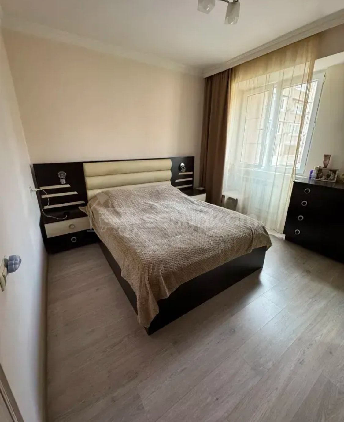 4 Սենյականոց Բնակարան, 85քմ, 5/9 հարկ, Կապիտալ Վերանորոգված