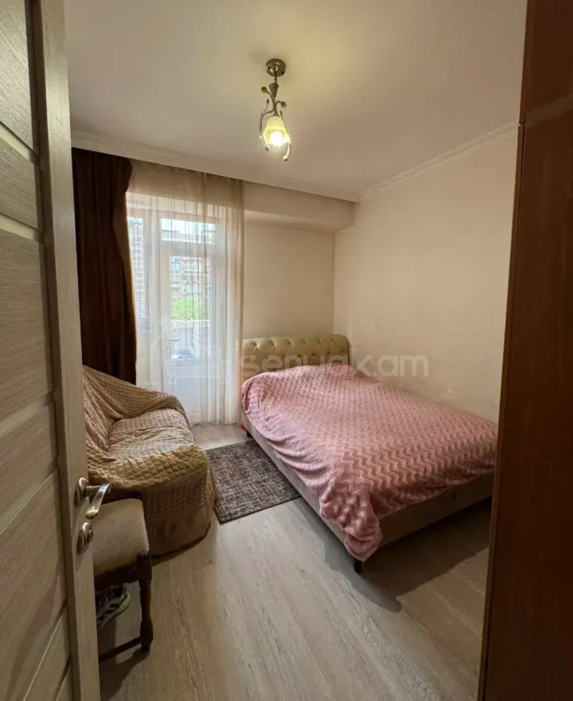 4 Սենյականոց Բնակարան, 85քմ, 5/9 հարկ, Կապիտալ Վերանորոգված