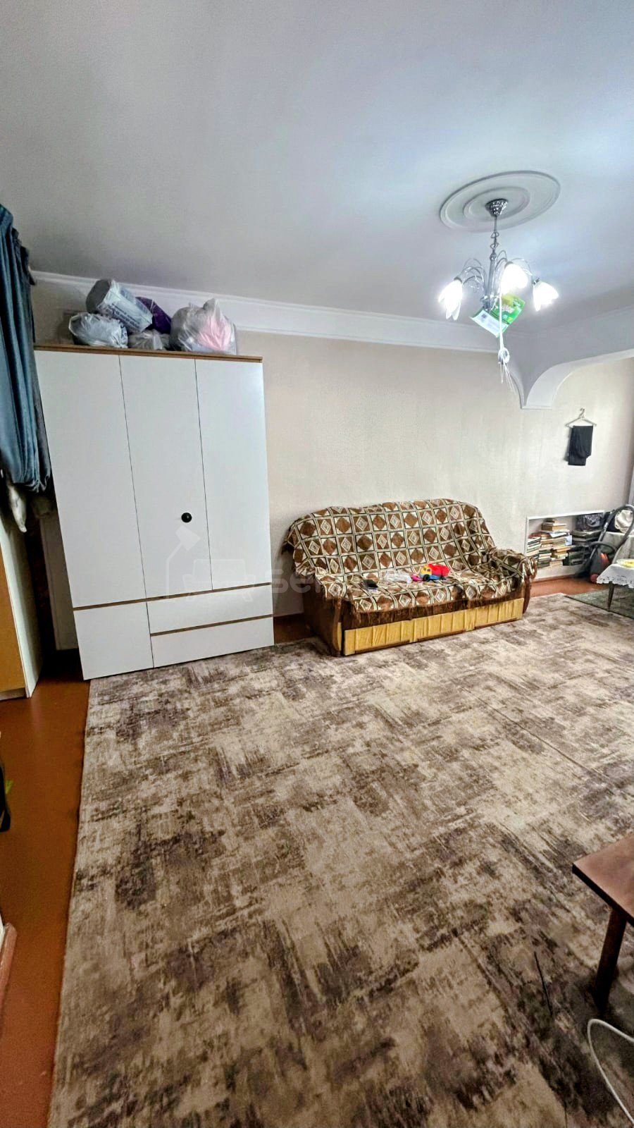 3 Սենյականոց Բնակարան Քարե Շենքում, 70քմ, 3/5 հարկ, Կապիտալ Վերանորոգված, Կահավորված, Արևկող