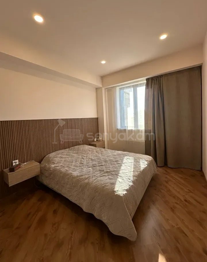 3 Սենյականոց Բնակարան Նորակառույցում, 100քմ, 14/18 հարկ, Կապիտալ Վերանորոգված