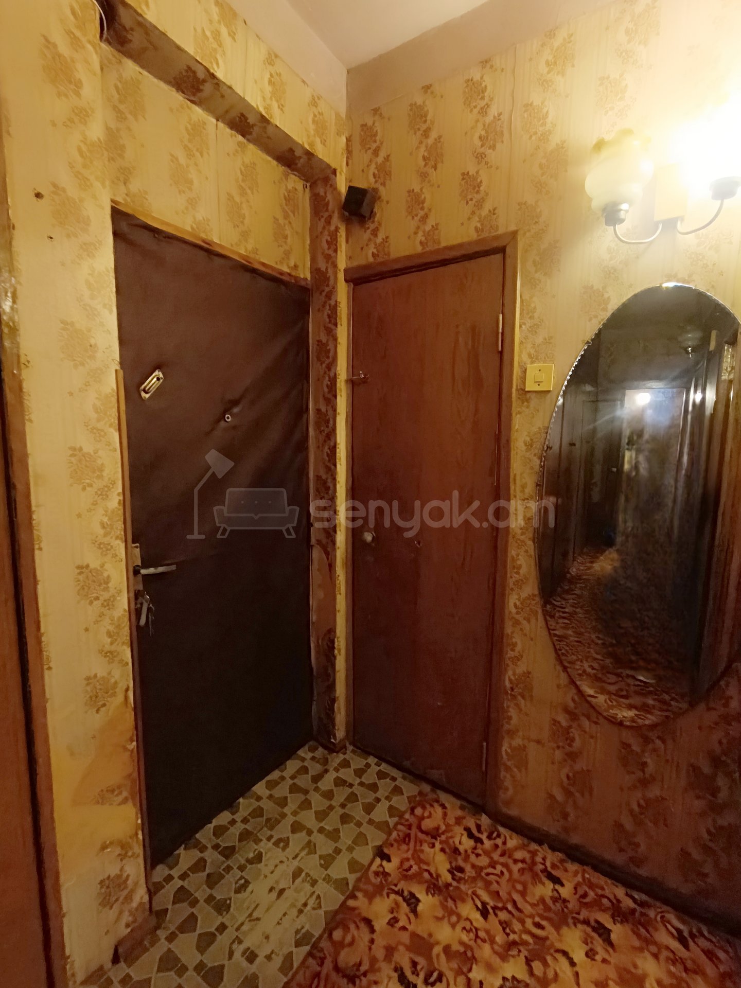 2 Սենյականոց Բնակարան Քարե Շենքում, 68քմ, 3/5 հարկ, Պետական Վիճակում