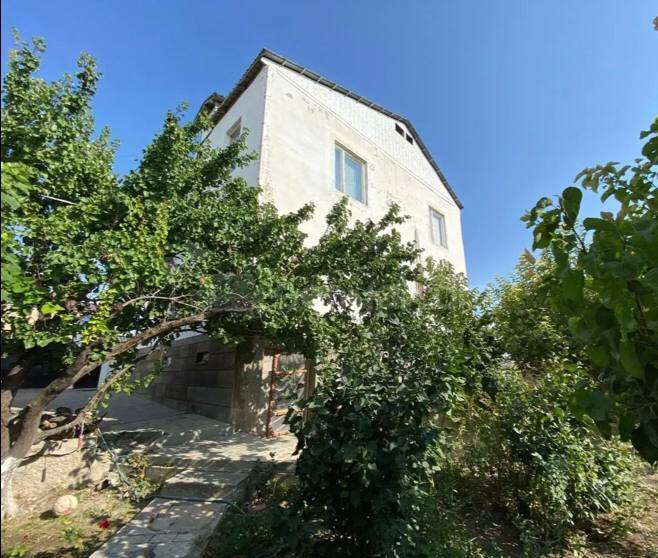 8 Սենյականոց Սեփական Տուն, 300քմ, Կոսմետիկ Վերանորոգված