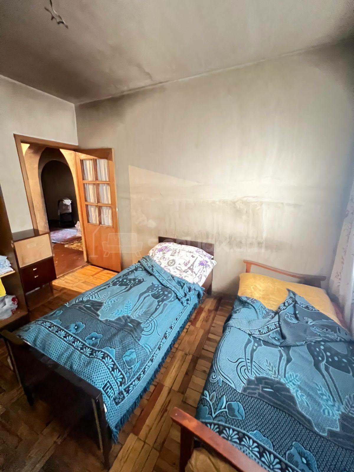 4 Սենյականոց Բնակարան, 95քմ, 8/9 հարկ, Պետական Վիճակում