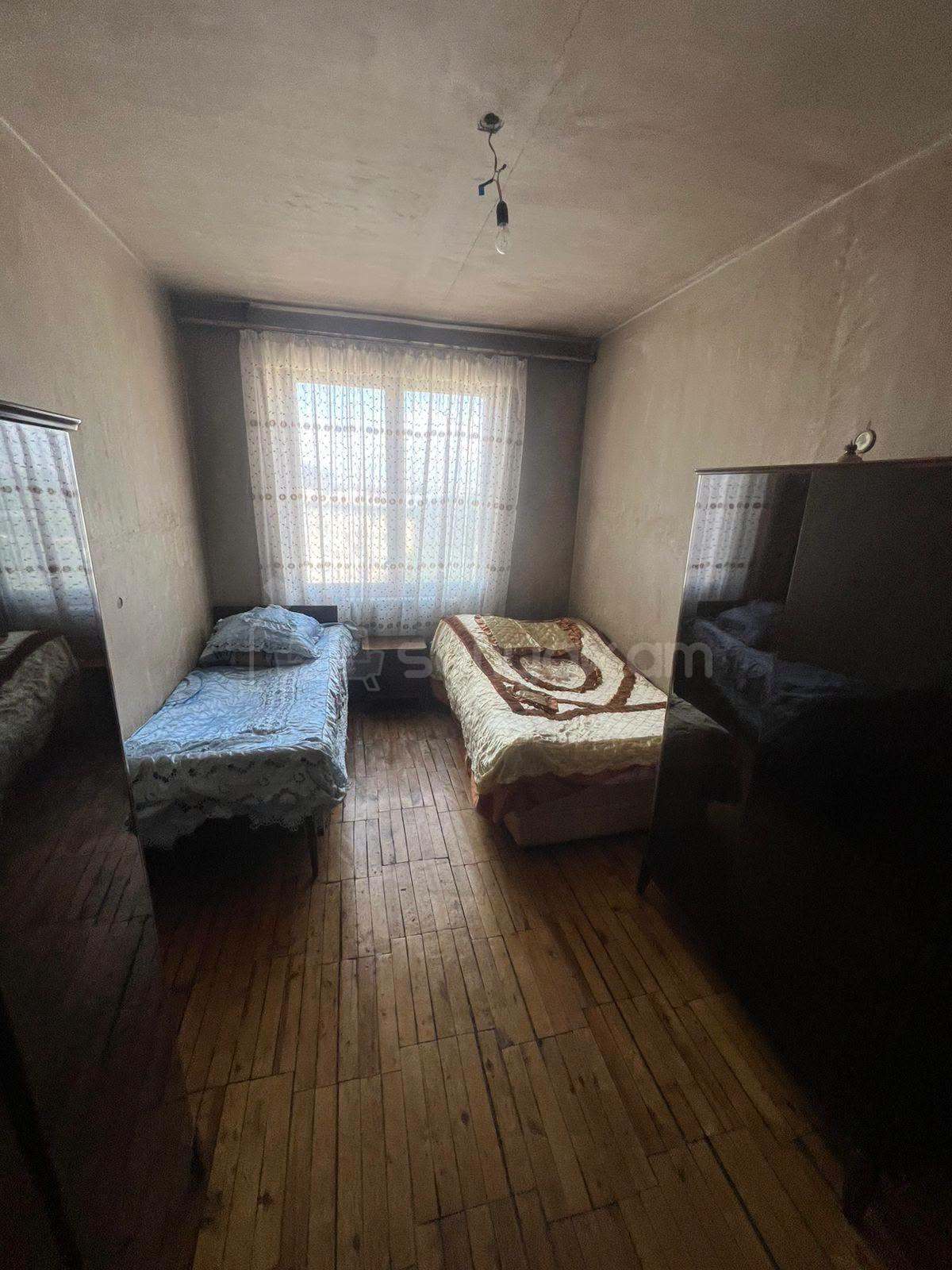 4 Սենյականոց Բնակարան, 95քմ, 8/9 հարկ, Պետական Վիճակում