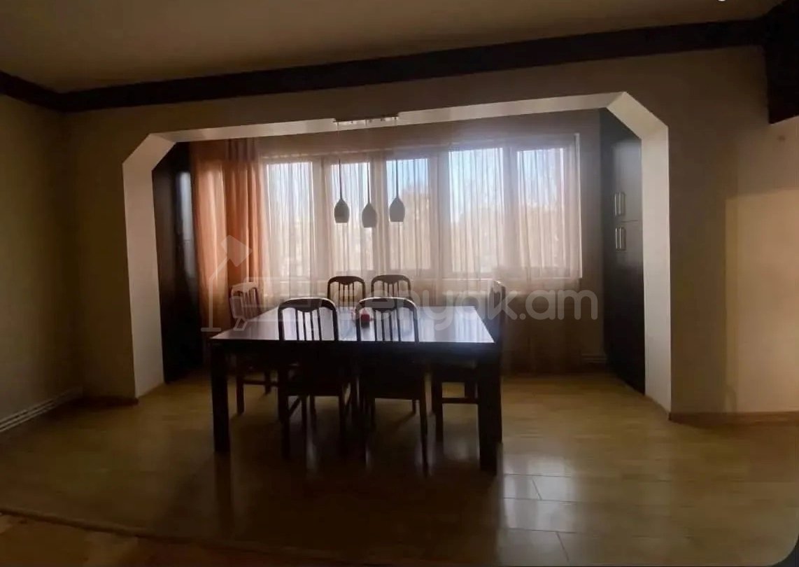 3 Սենյականոց Բնակարան, 73քմ, 3/9 հարկ, Կապիտալ Վերանորոգված
