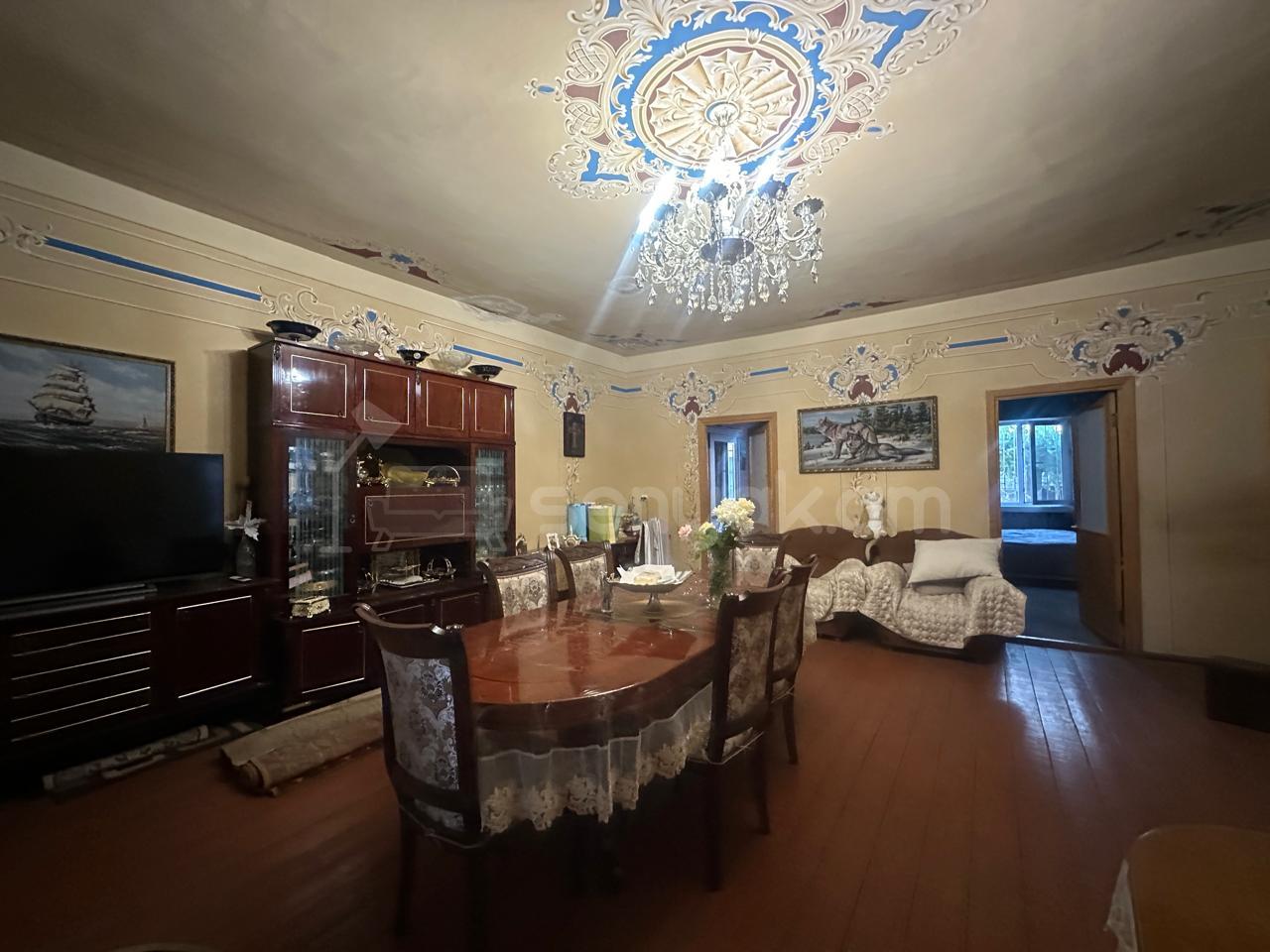 6 Սենյականոց Սեփական Տուն, 214քմ, Նորմալ Վիճակում