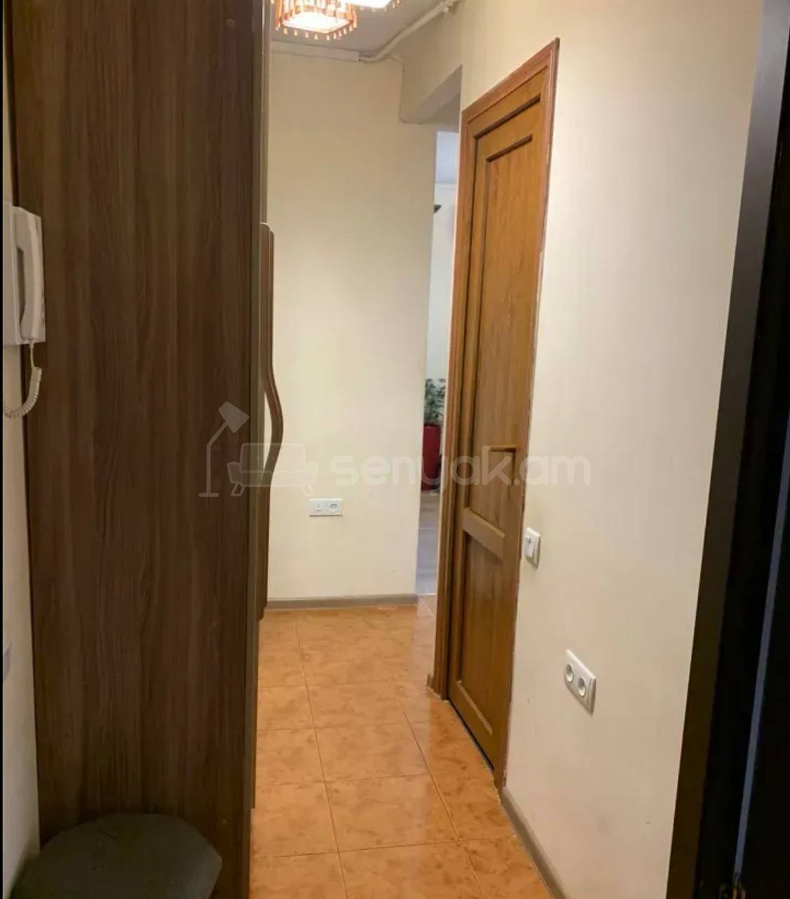 2 Սենյականոց Բնակարան, 50քմ, 5/5 հարկ, Կապիտալ Վերանորոգված