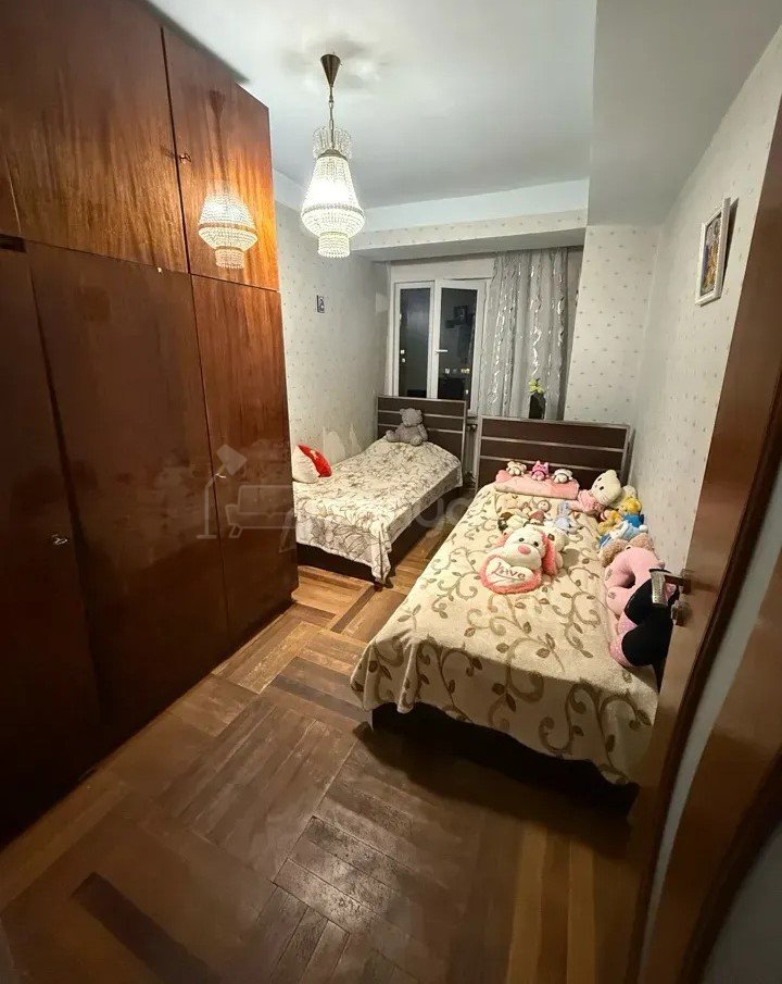 3 Սենյականոց Բնակարան, 84քմ, 11/14 հարկ, Նորմալ Վիճակում