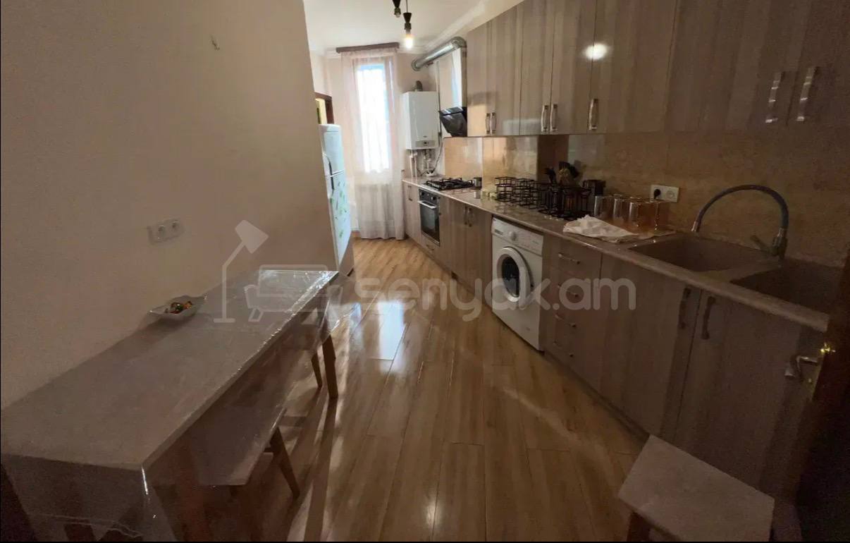 3 Սենյականոց Բնակարան, 83քմ, 4/16 հարկ, Կապիտալ Վերանորոգված, Կահավորված, Արևկող