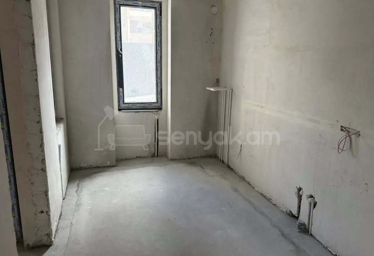 4 Սենյականոց Բնակարան Նորակառույցում, 112քմ, 2/16 հարկ, Նորմալ Վիճակում