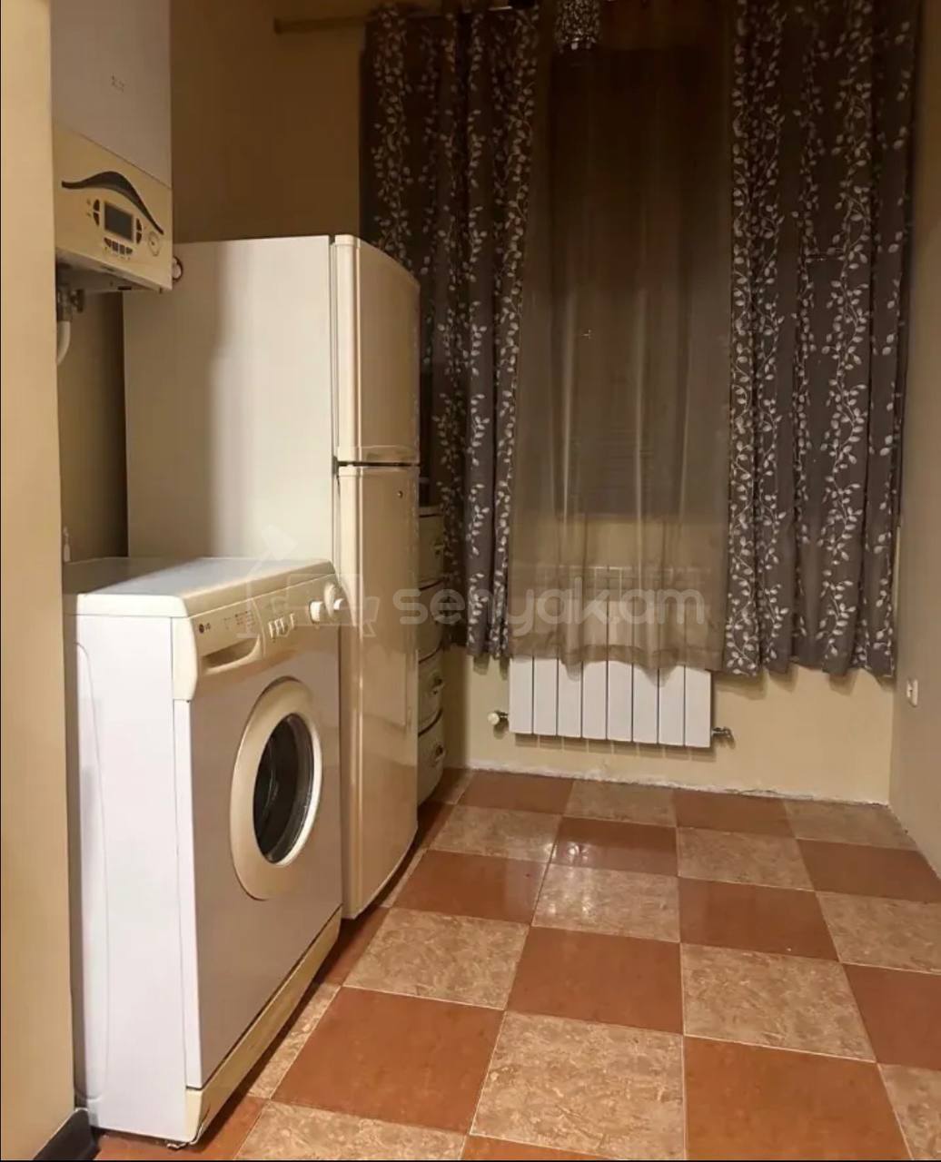 3 Սենյականոց Բնակարան, 83քմ, 6/9 հարկ, Կապիտալ Վերանորոգված, Կահավորված, Արևկող