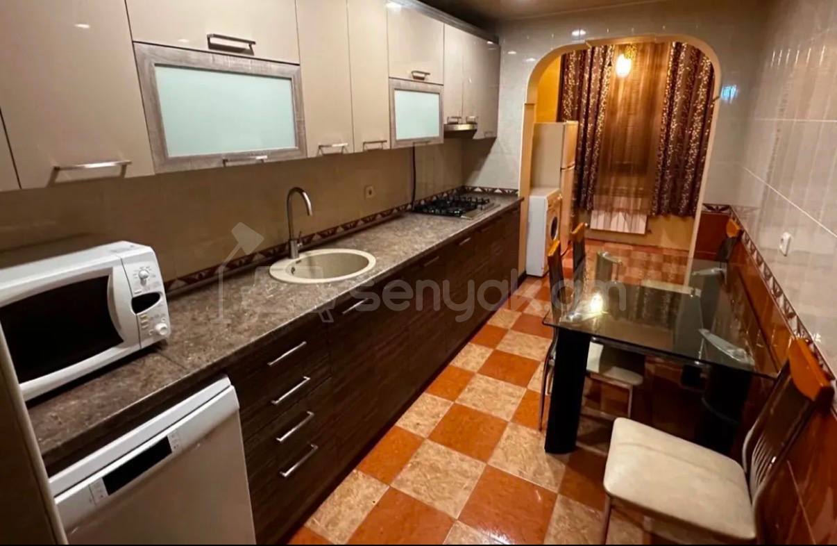 3 Սենյականոց Բնակարան, 83քմ, 6/9 հարկ, Կապիտալ Վերանորոգված, Կահավորված, Արևկող