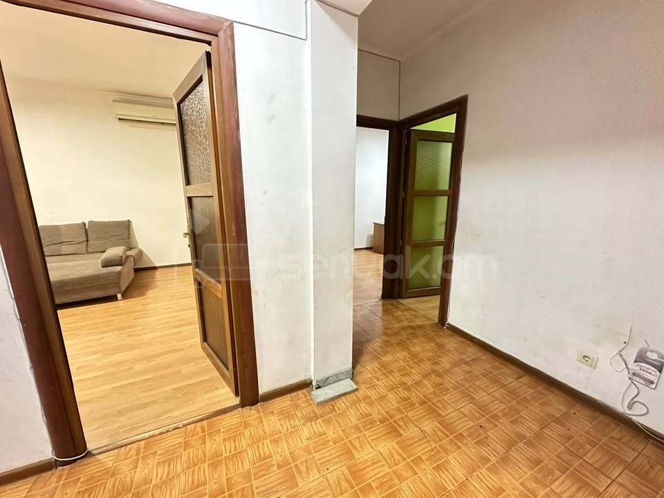 3 Սենյականոց Բնակարան, 80քմ, 1/9 հարկ, Կապիտալ Վերանորոգված