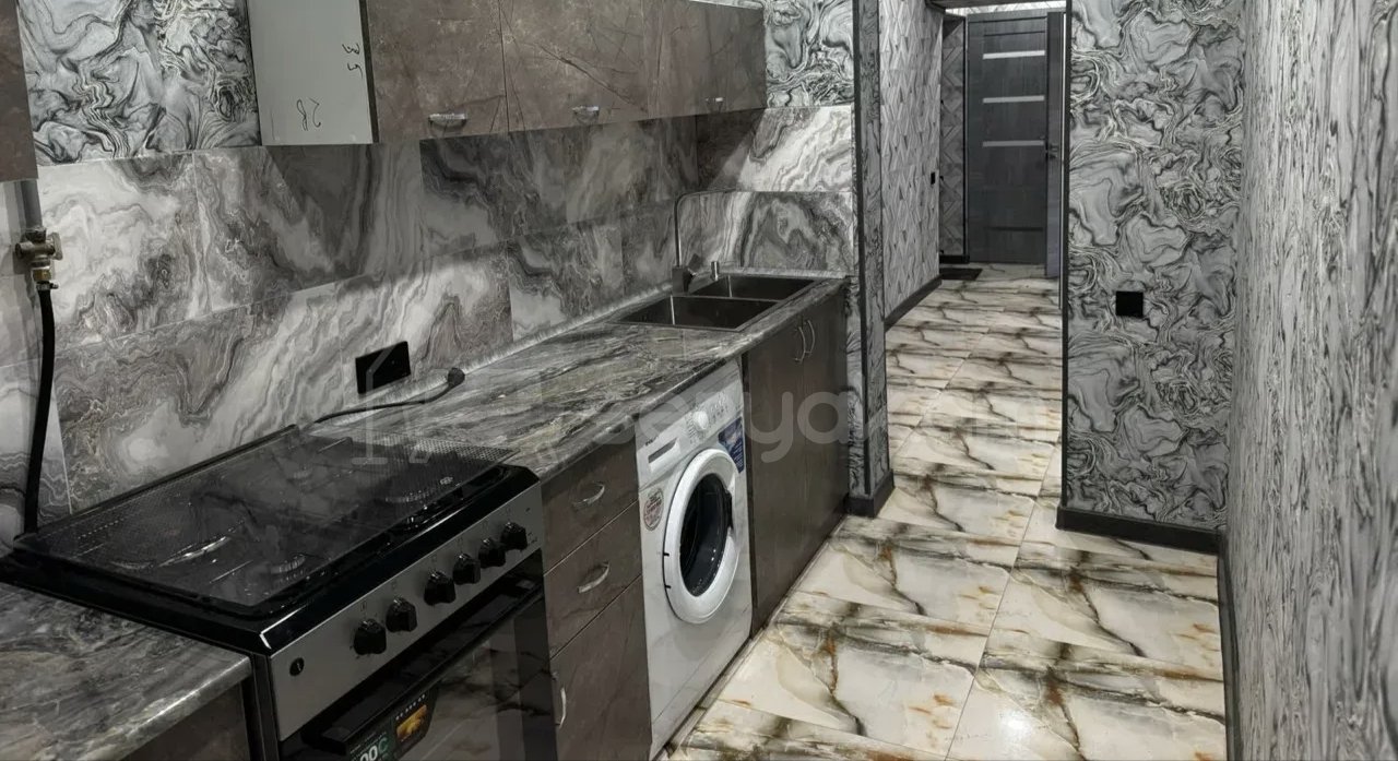 3 Սենյականոց Բնակարան Քարե Շենքում, 67քմ, 3/5 հարկ, Կապիտալ Վերանորոգված, Կահավորված