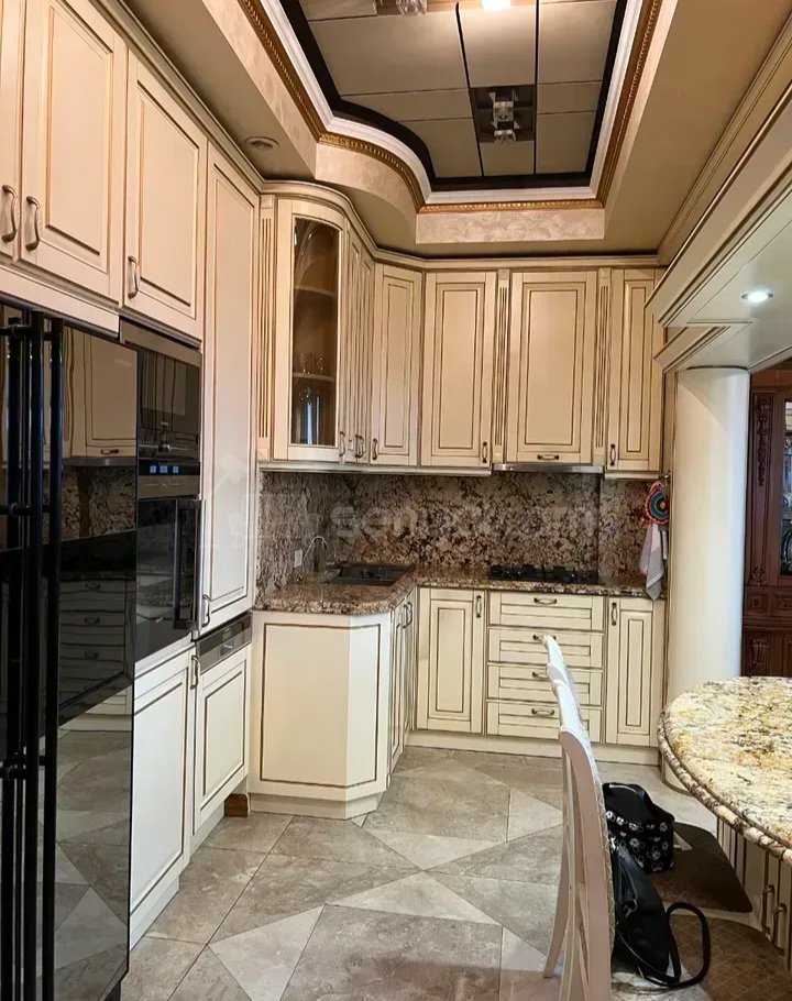 3 Սենյականոց Բնակարան, 160քմ, 10/18 հարկ, Դիզայներական Վերանորոգված, Կահավորված