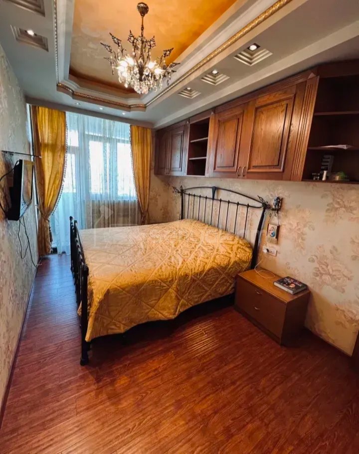 3 Սենյականոց Բնակարան, 160քմ, 10/18 հարկ, Դիզայներական Վերանորոգված, Կահավորված