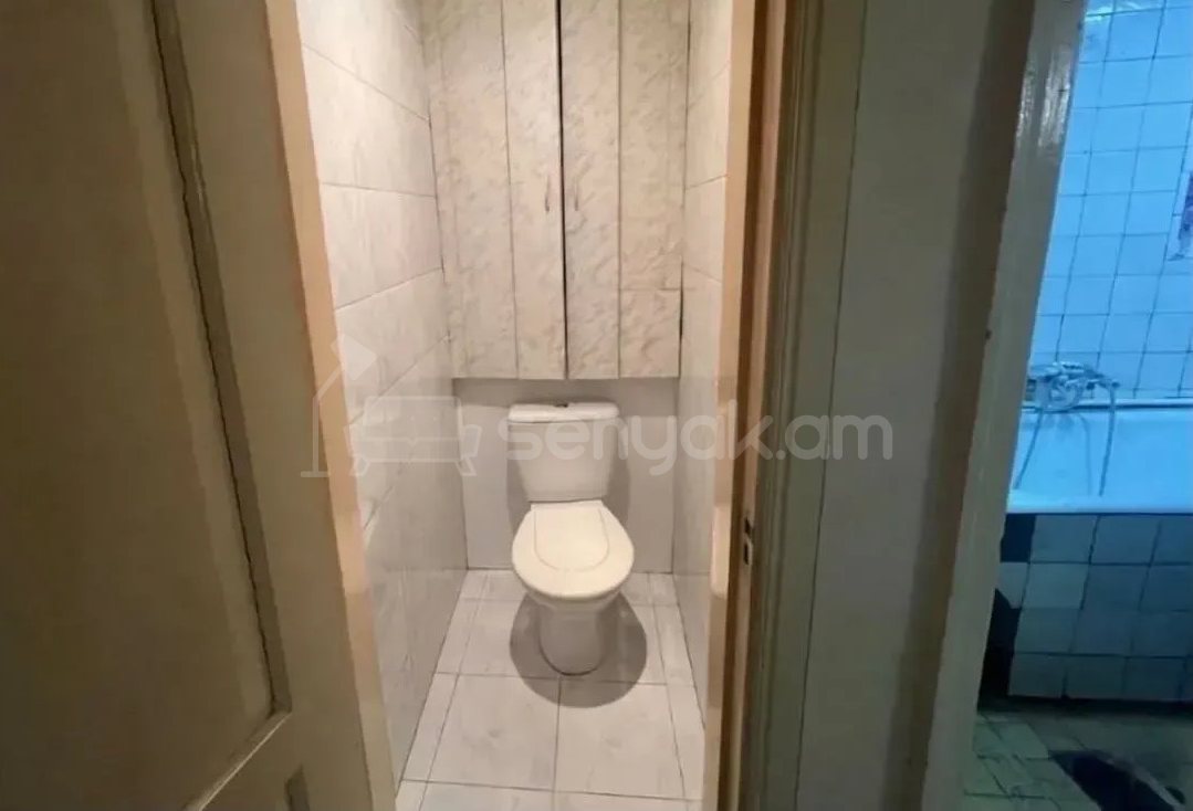 3 Սենյականոց Բնակարան Քարե Շենքում, 90քմ, 2/8 հարկ, Կոսմետիկ Վերանորոգված
