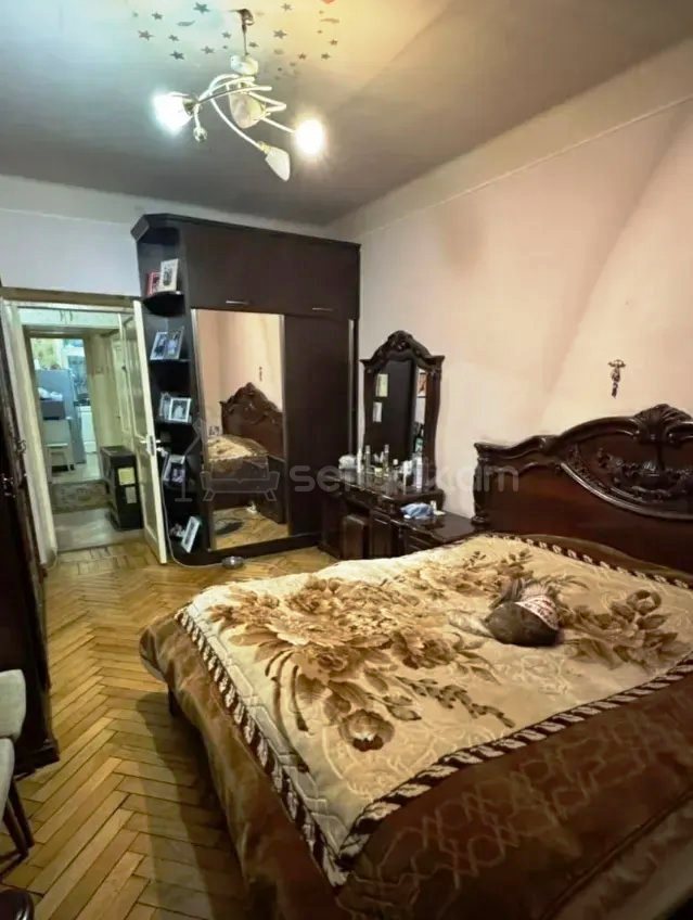 3 Սենյականոց Բնակարան Քարե Շենքում, 90քմ, 2/8 հարկ, Կոսմետիկ Վերանորոգված