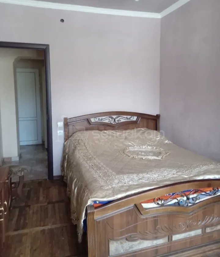 2 Սենյականոց Բնակարան Քարե Շենքում, 58քմ, 3/9 հարկ, Կապիտալ Վերանորոգված, Կահավորված
