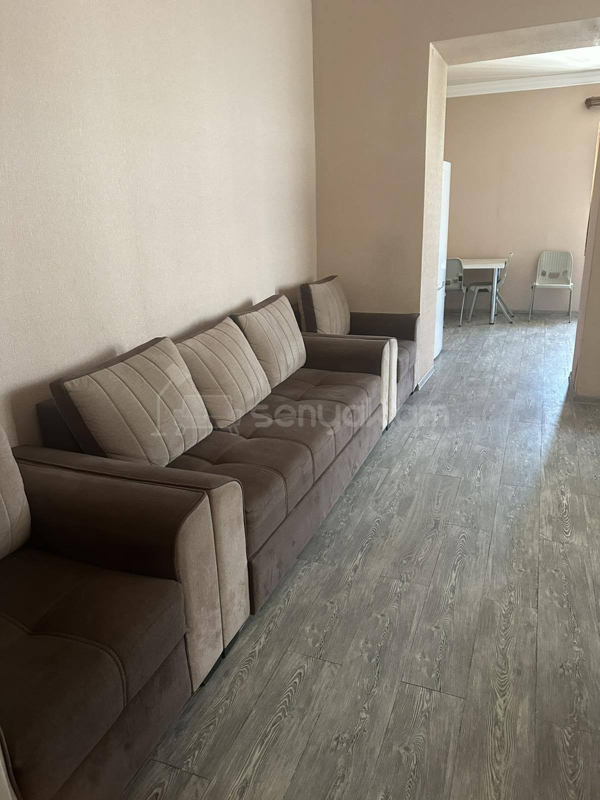 2 Սենյականոց Բնակարան Քարե Շենքում, 52քմ, 2/2 հարկ, Կապիտալ Վերանորոգված, Կահավորված, Արևկող